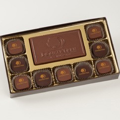 DoubleTree 9 Pc Box with Logo Bar 